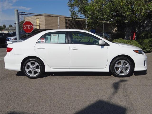 2011 Toyota Corolla 4dr Reg WB