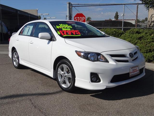 2011 Toyota Corolla 4dr Reg WB