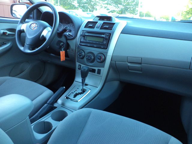 2012 Toyota Corolla Supercab Flareside XL