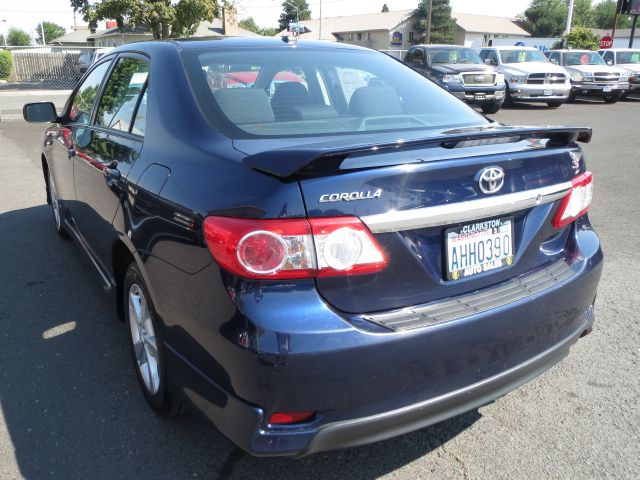 2012 Toyota Corolla Supercab Flareside XL