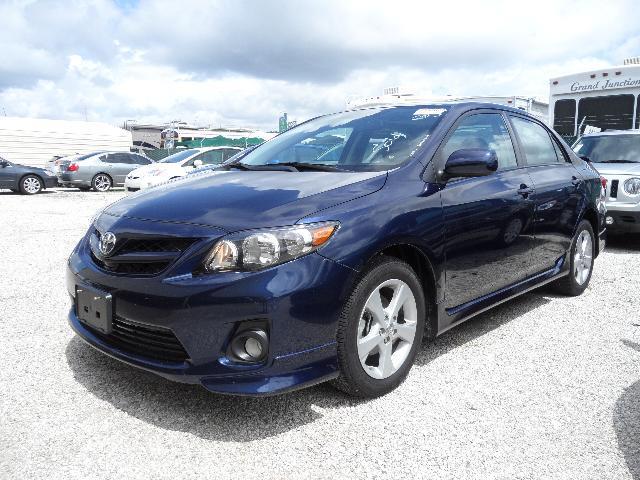 2012 Toyota Corolla Supercab Flareside XL