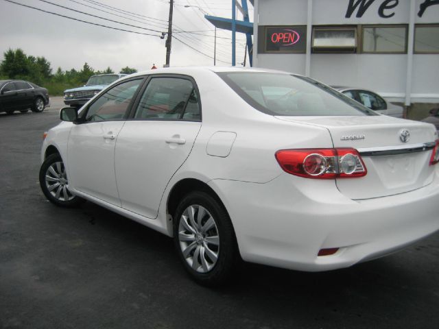 2012 Toyota Corolla Supercab Flareside XL