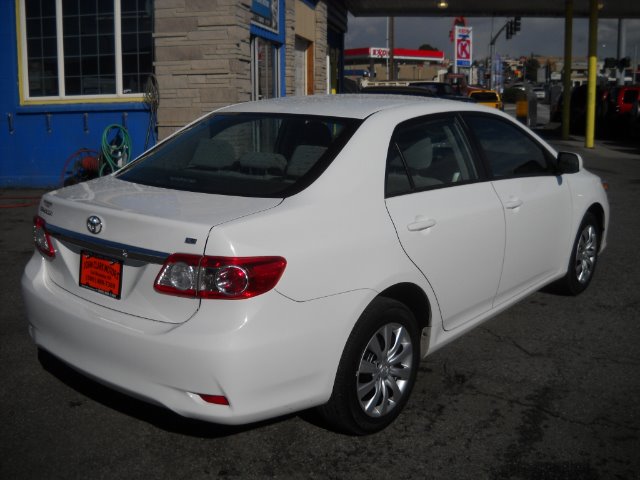 2012 Toyota Corolla Supercab Flareside XL