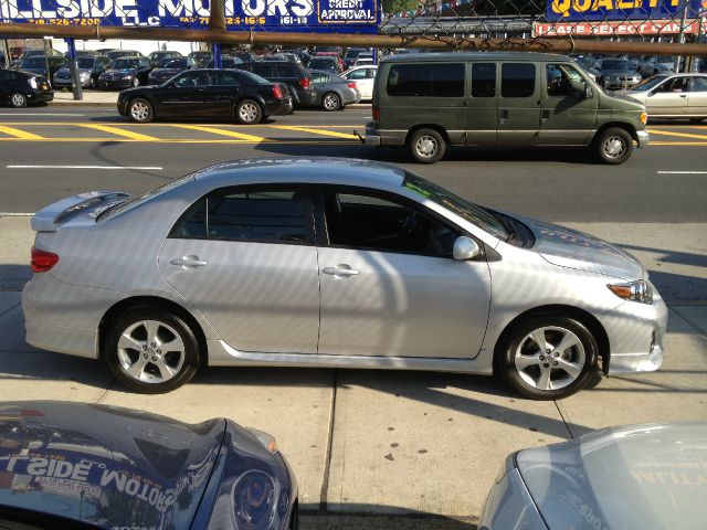 2012 Toyota Corolla V6 Sport Sedan