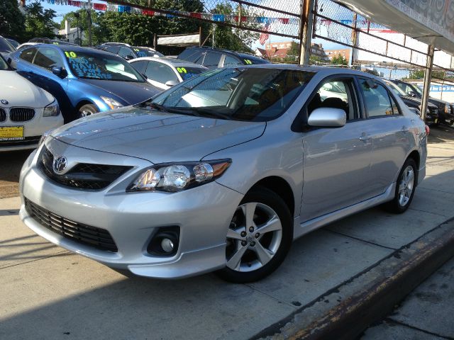 2012 Toyota Corolla V6 Sport Sedan