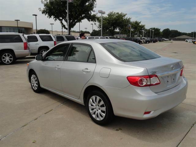 2012 Toyota Corolla Supercab Flareside XL