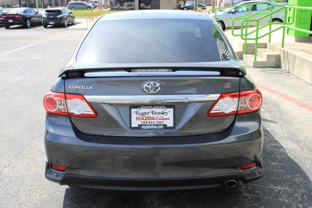 2012 Toyota Corolla XR