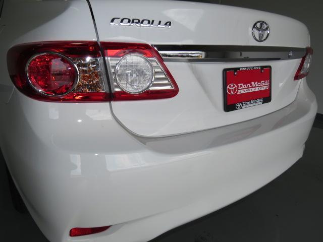 2013 Toyota Corolla ESi