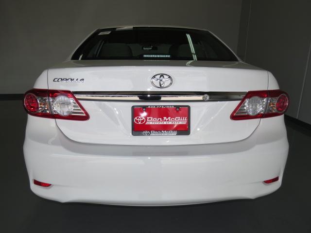 2013 Toyota Corolla ESi