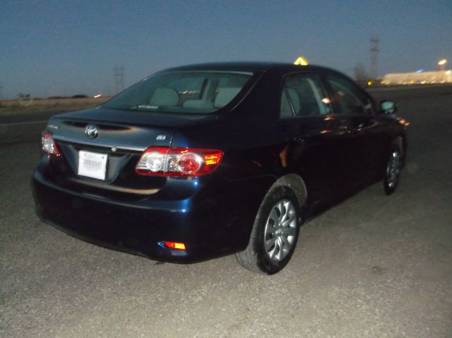 2013 Toyota Corolla Supercab Flareside XL