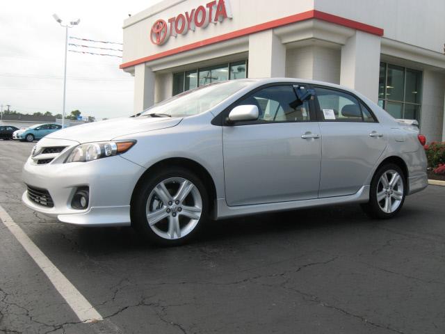 2013 Toyota Corolla XR