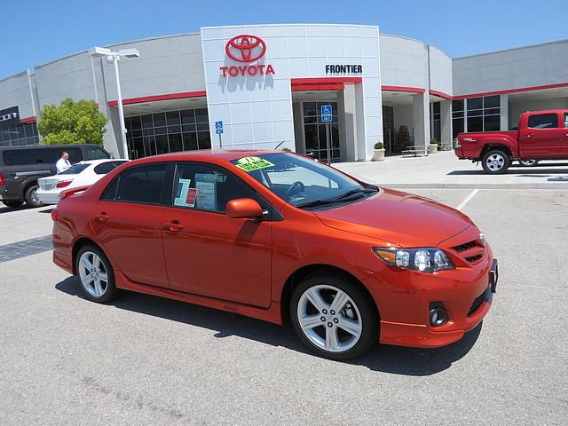 2013 Toyota Corolla 2dr Cabriolet AMG