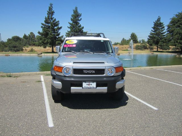 2007 Toyota FJ Cruiser Overland Sport Utility 4D