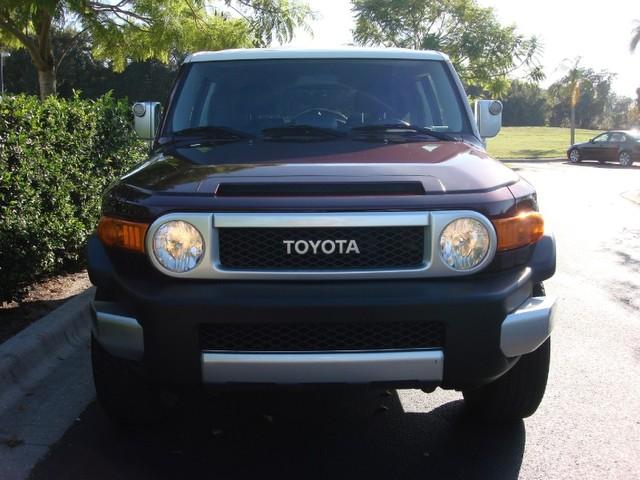 2007 Toyota FJ Cruiser Wagon SE