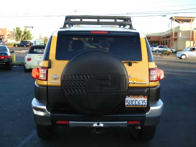 2007 Toyota FJ Cruiser 2500hd LT3 4WD