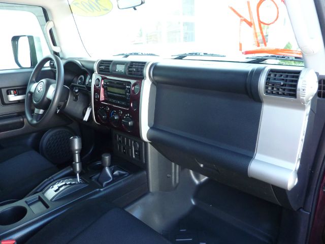 2007 Toyota FJ Cruiser Overland Sport Utility 4D