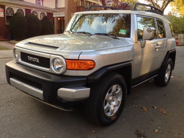 2007 Toyota FJ Cruiser Overland Sport Utility 4D