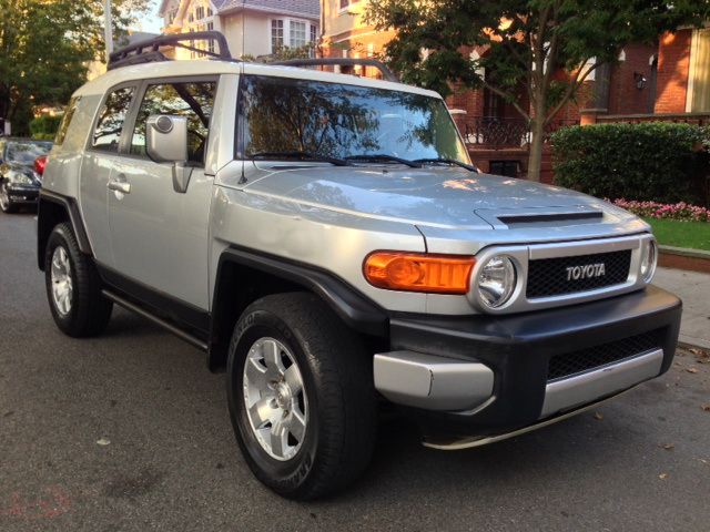 2007 Toyota FJ Cruiser Overland Sport Utility 4D