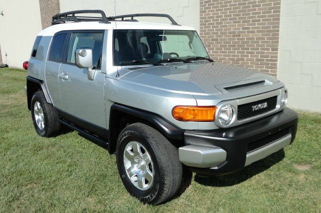 2007 Toyota FJ Cruiser Overland Sport Utility 4D