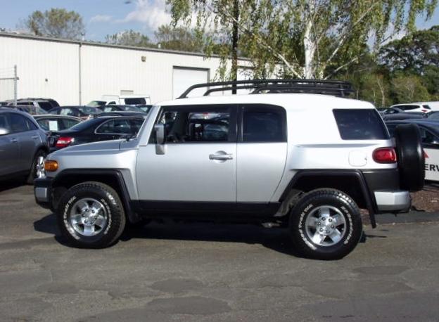 2008 Toyota FJ Cruiser LONG BASE Super Clean