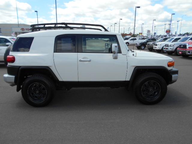 2010 Toyota FJ Cruiser LS 4X4 Leather