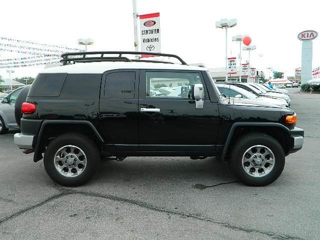 2011 Toyota FJ Cruiser V15