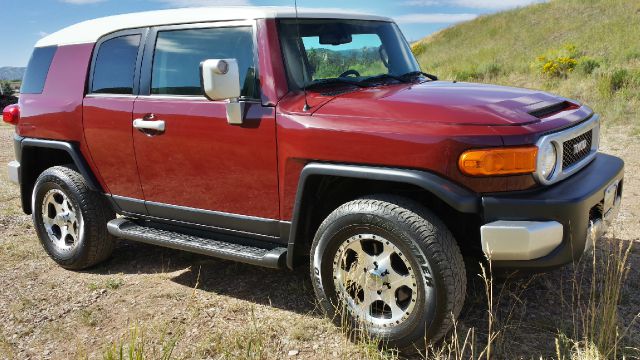 2011 Toyota FJ Cruiser Overland Sport Utility 4D