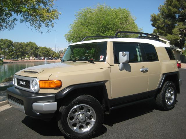 2011 Toyota FJ Cruiser Overland Sport Utility 4D