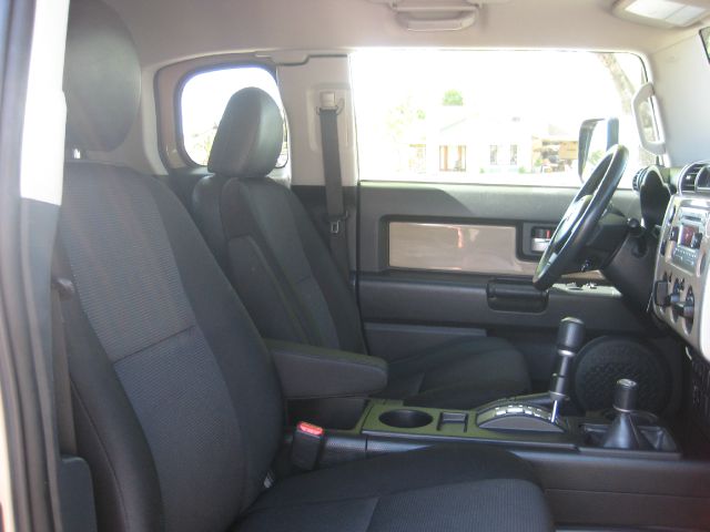 2011 Toyota FJ Cruiser Overland Sport Utility 4D