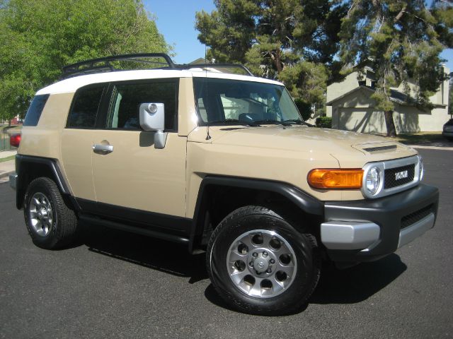 2011 Toyota FJ Cruiser Overland Sport Utility 4D