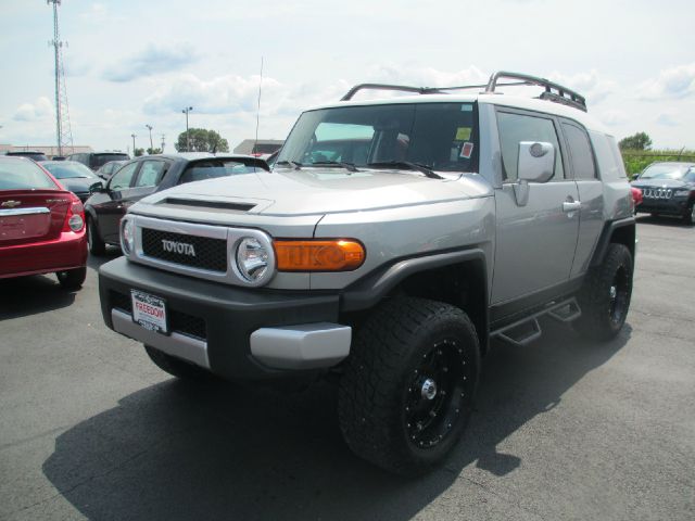 2011 Toyota FJ Cruiser Overland Sport Utility 4D