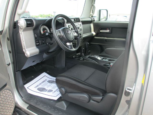 2011 Toyota FJ Cruiser Overland Sport Utility 4D