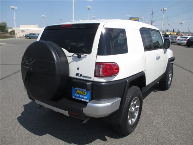 2011 Toyota FJ Cruiser Base