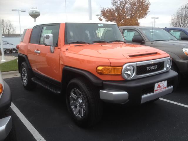 2014 Toyota FJ Cruiser 128i Premium PKG CPE Coupe