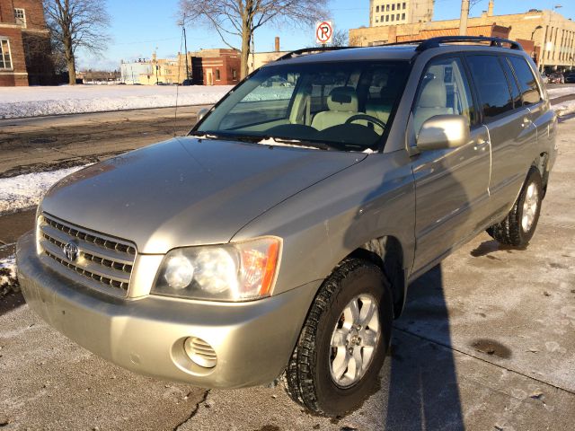 2001 Toyota Highlander 2010 Nissan 2.0S