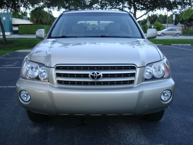 2002 Toyota Highlander Base, AWD, Loaded, Clean