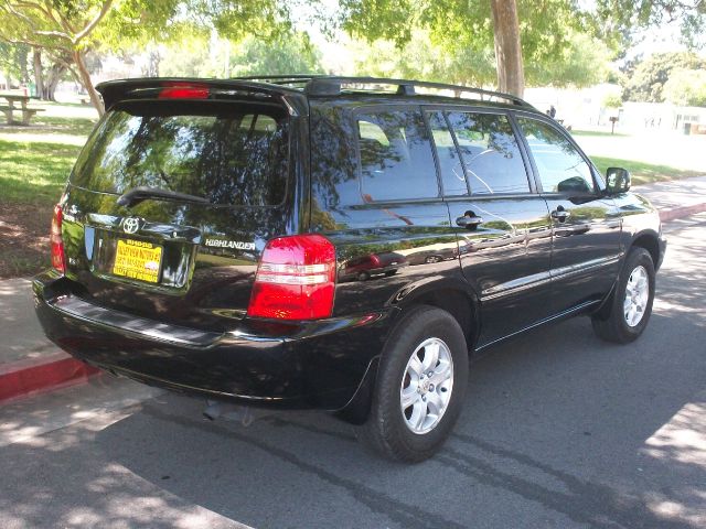 2002 Toyota Highlander Base, AWD, Loaded, Clean