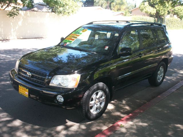 2002 Toyota Highlander Base, AWD, Loaded, Clean