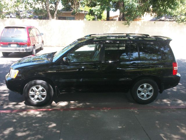 2002 Toyota Highlander Base, AWD, Loaded, Clean