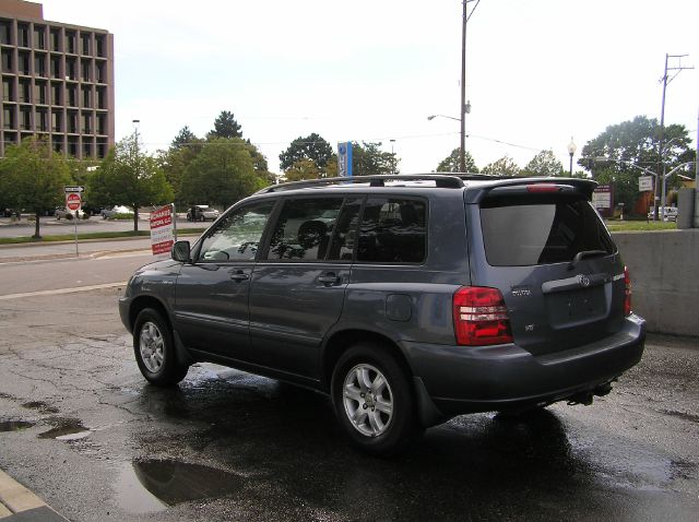 2002 Toyota Highlander Base, AWD, Loaded, Clean