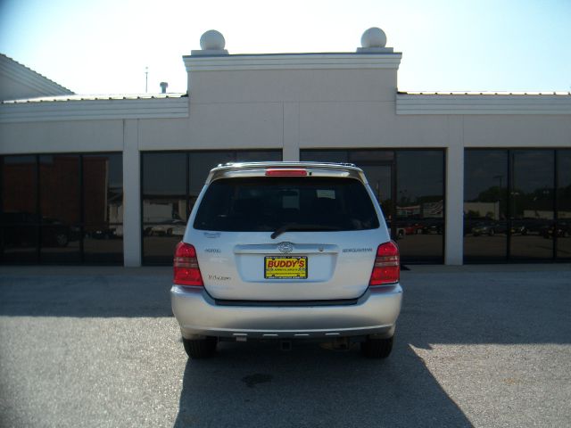 2002 Toyota Highlander 340 Wedge