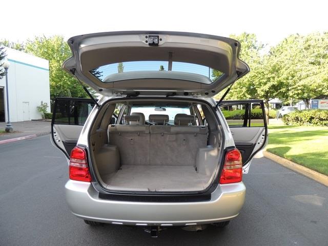 2002 Toyota Highlander SV 4dr SUV