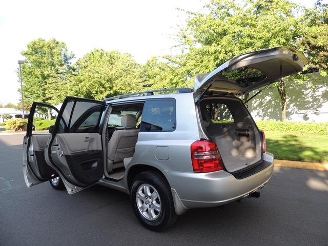 2002 Toyota Highlander SV 4dr SUV