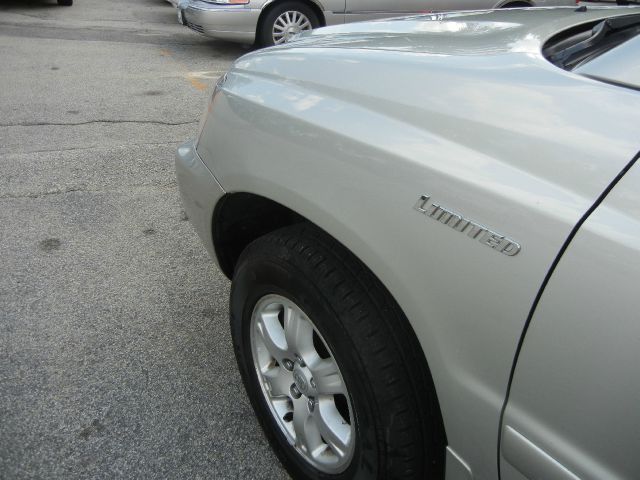 2003 Toyota Highlander 340 Wedge