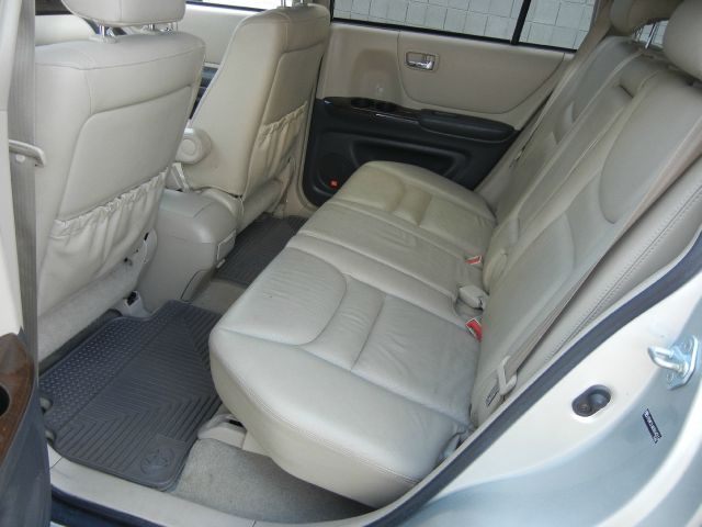 2003 Toyota Highlander 340 Wedge