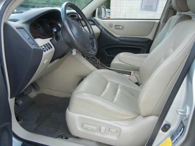 2003 Toyota Highlander 340 Wedge