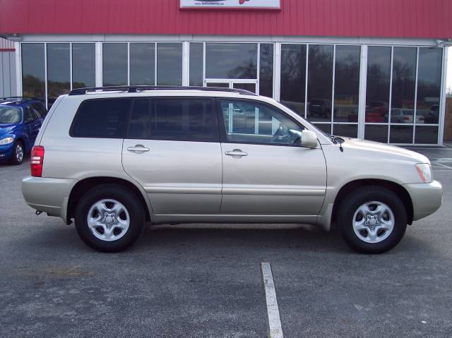 2003 Toyota Highlander Base