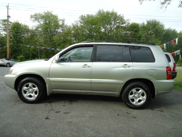 2003 Toyota Highlander Ram 3500 Diesel 2-WD