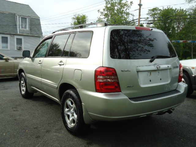 2003 Toyota Highlander Ram 3500 Diesel 2-WD