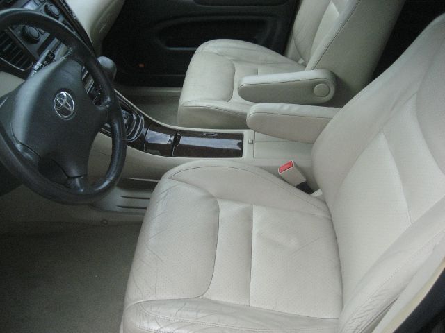 2003 Toyota Highlander 340 Wedge